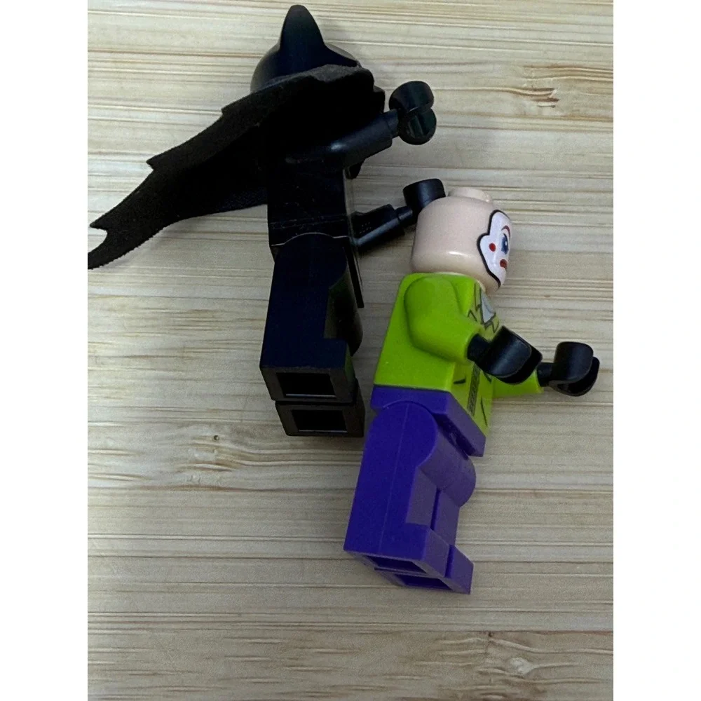 LEGO DC Super Heroes Batman and Joker Henchman Minifigures